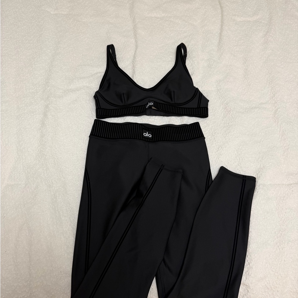 ALO Yoga Black Activewear Set